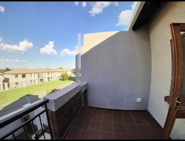 3 BEDROOM TOWNHOUSE SOLD IN MEYERSDAL
